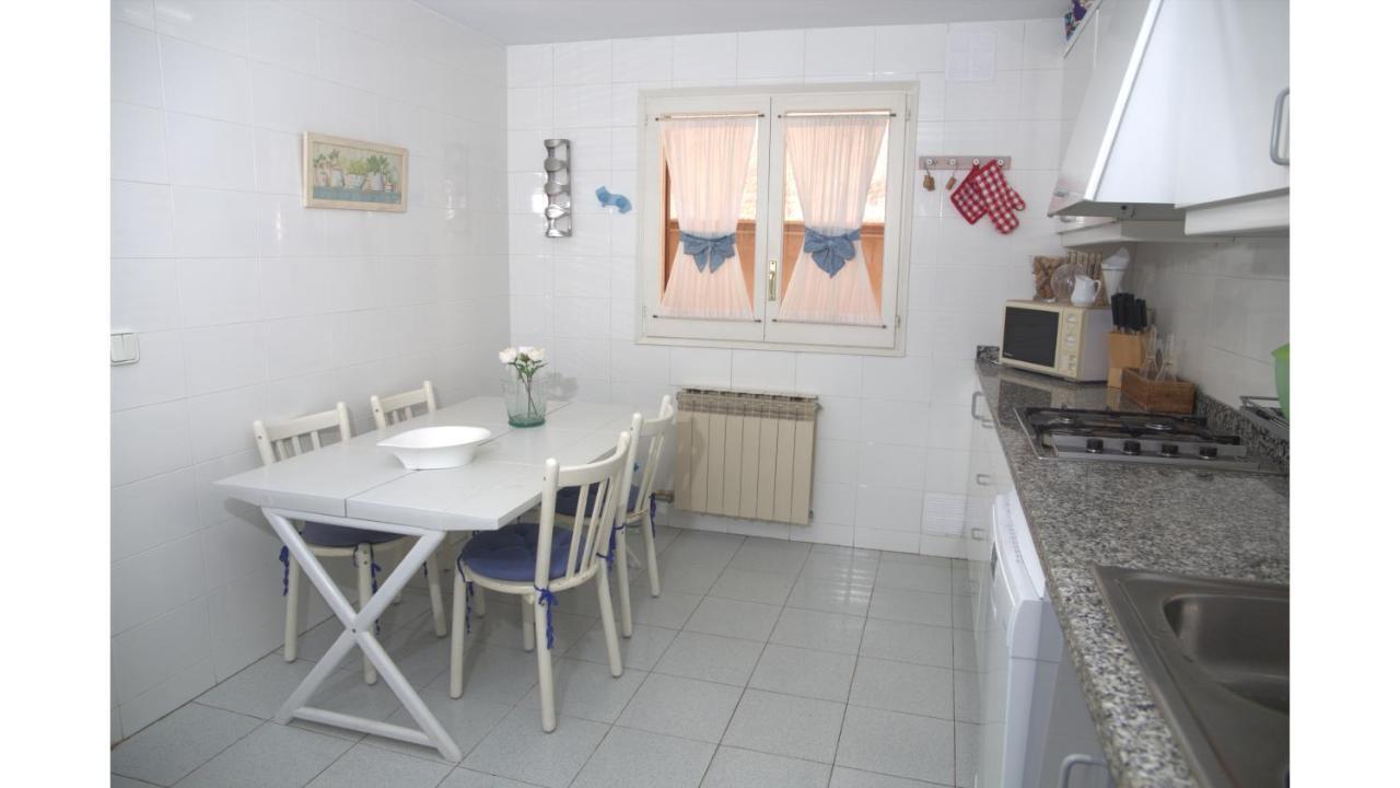 Lloguer30 Margaret'S Family House With Pool And Parquing Villa Сан Фелиу де Гиксолс Екстериор снимка
